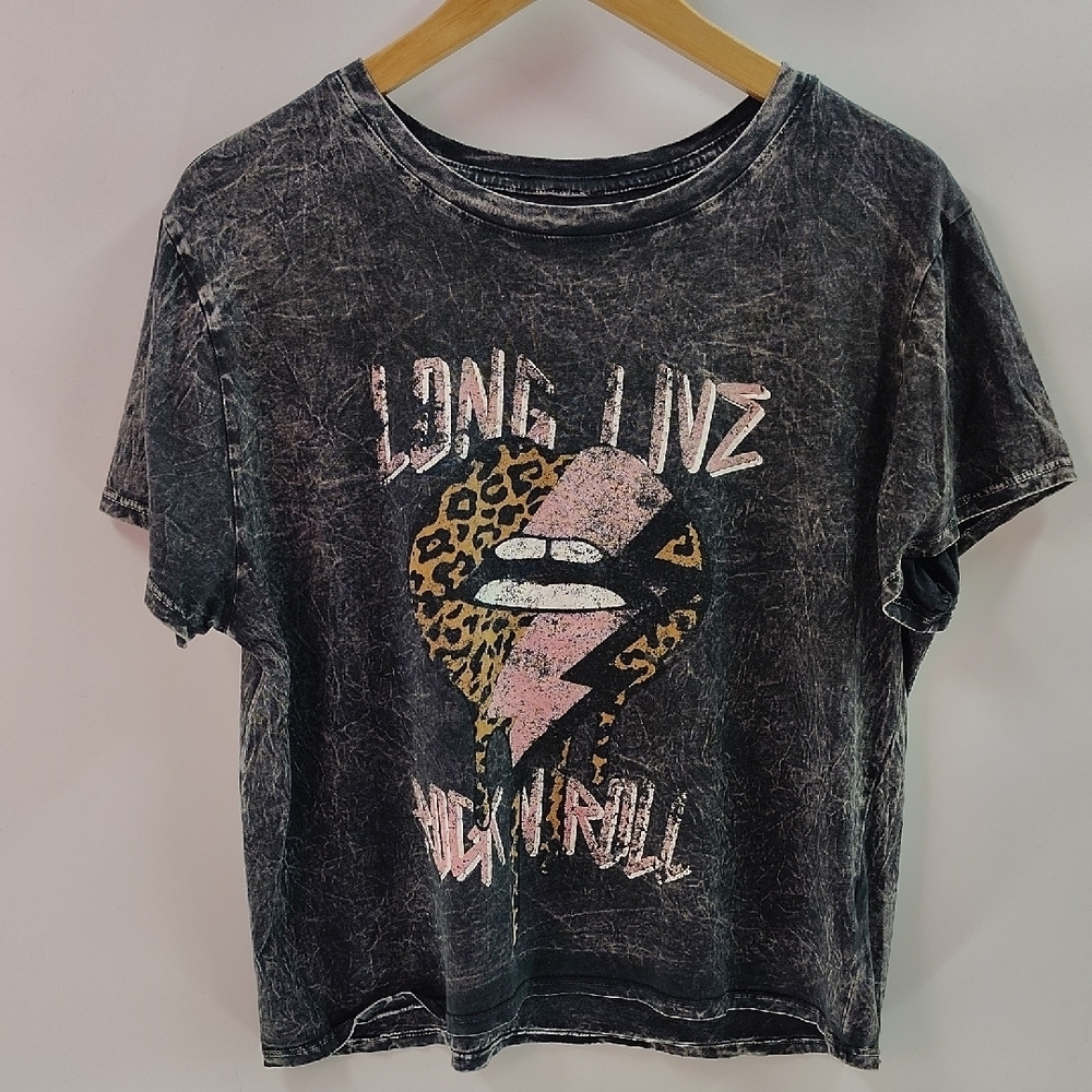 HRT & LUV Rock And Roll Tee Size Large Black Bleached Look Short Sleeve Graphic